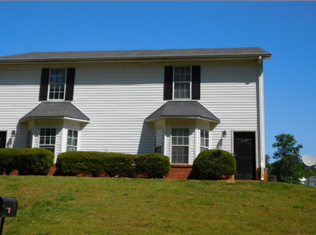259 Westchester Circle - 1