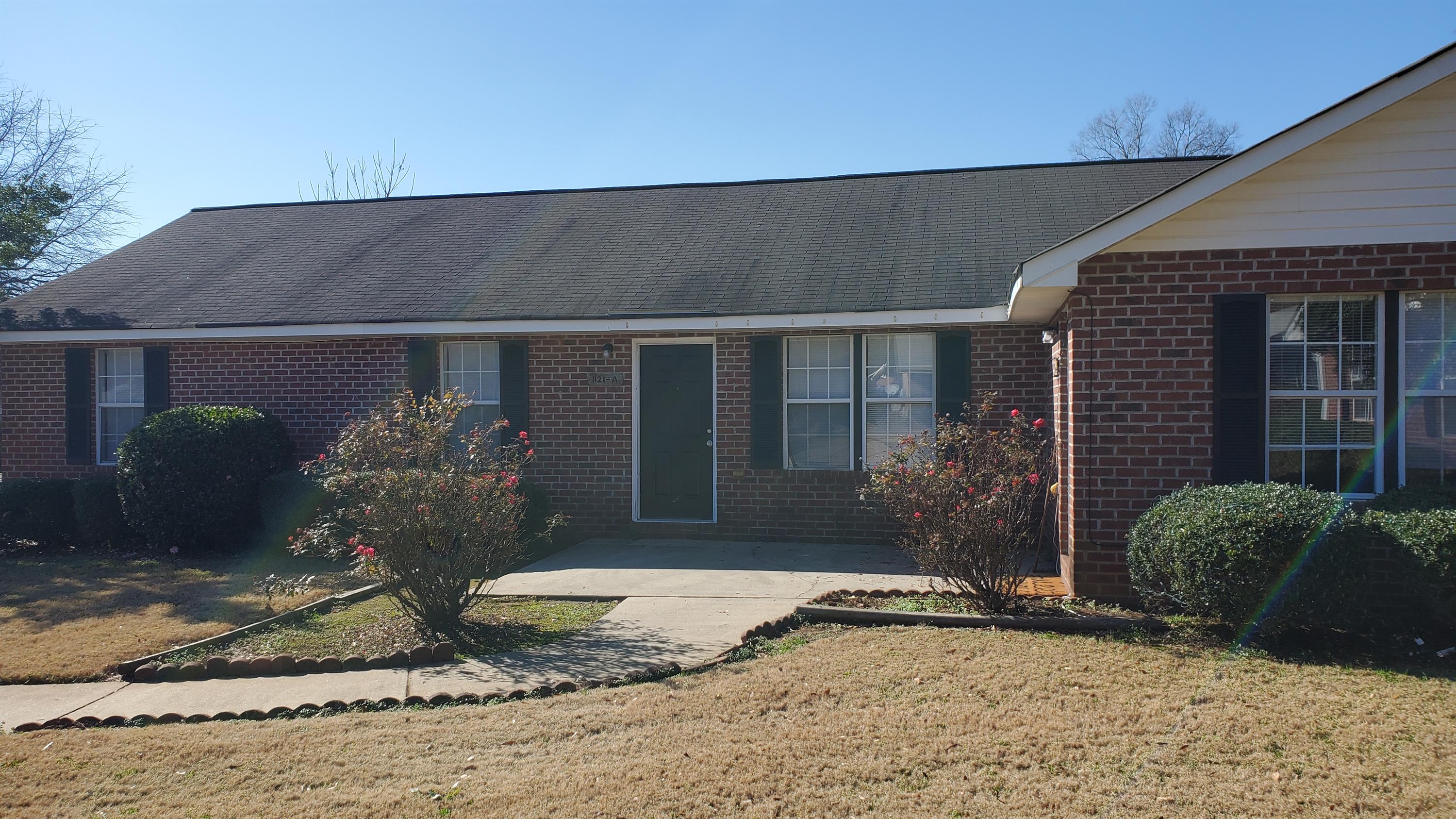 1121 B Micha Way